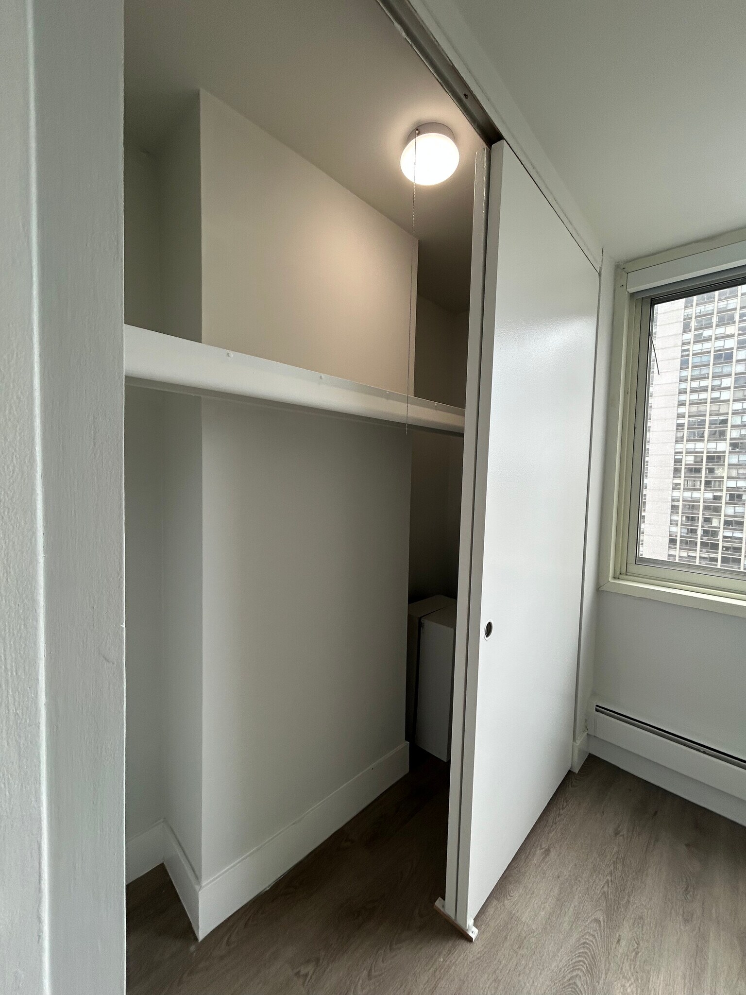 Building Photo - 1344 N Dearborn St
