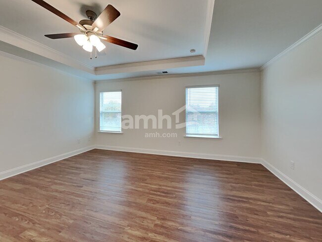 Building Photo - 2200 Brook Enclave Trail