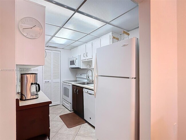 Building Photo - 201 178th Dr