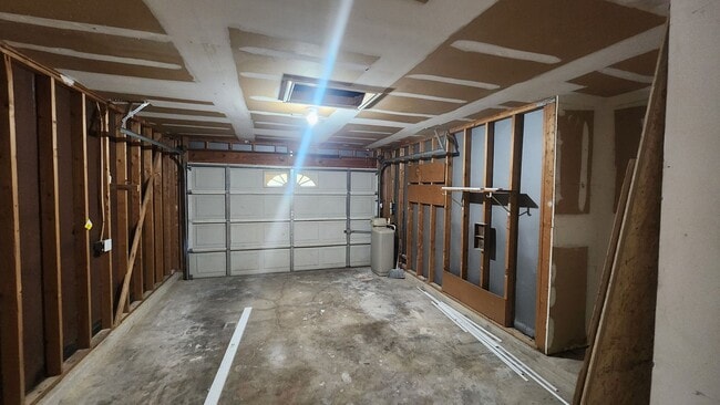 Building Photo - 3-bedroom 2.5 Bath Home in Converse