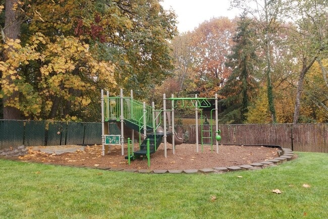 Building Photo - 30125 SW Brown Rd