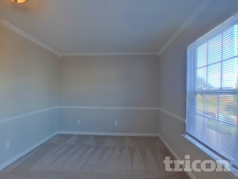 Building Photo - 2251 Wexford Way