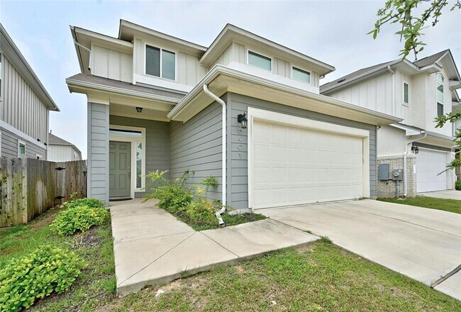 Primary Photo - 6401 Arbor Crest Ln