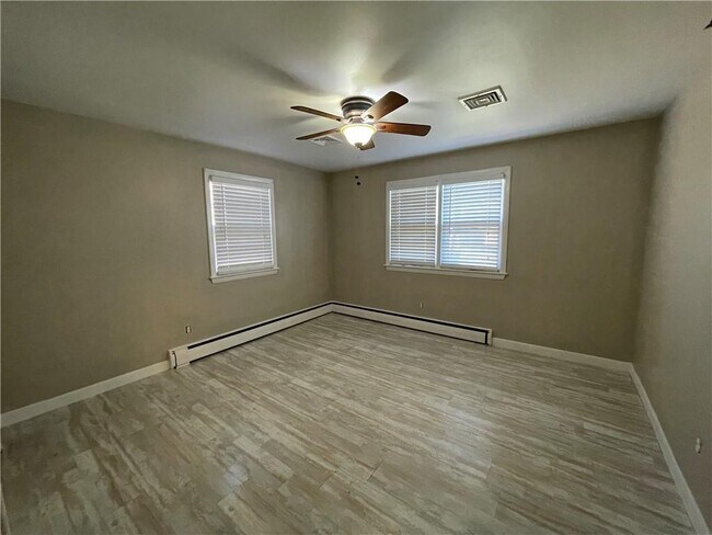 Building Photo - 9 Wilson Rd