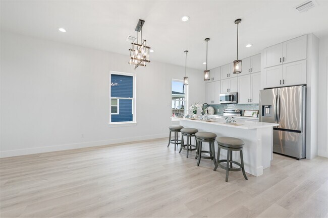 Building Photo - 25206 Sausalito Dr