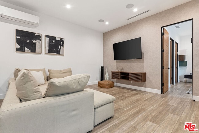 Building Photo - 22747 Erwin St