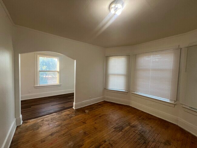 Building Photo - 1253 N 34th St