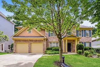 Building Photo - 620 Jefferson Pl