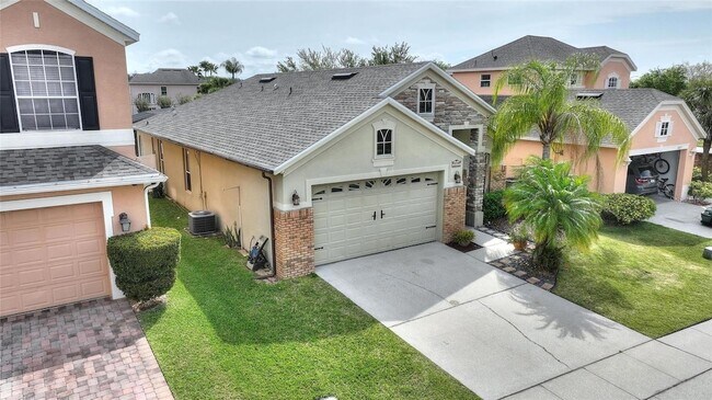 Building Photo - 15031 Huntcliff Park Way
