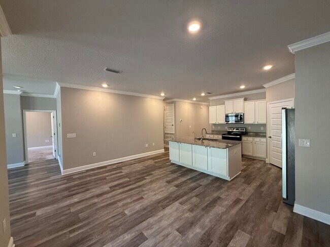 Building Photo - 491 Lightning Bug Ln