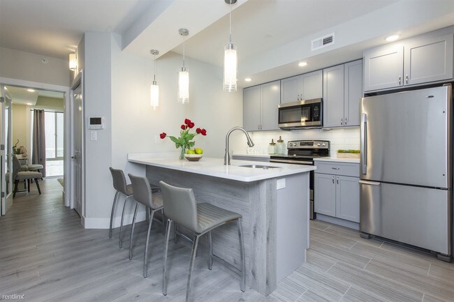 Building Photo - 2 br, 2 bath  - 1533-39 PARRISH ST Unit 1C