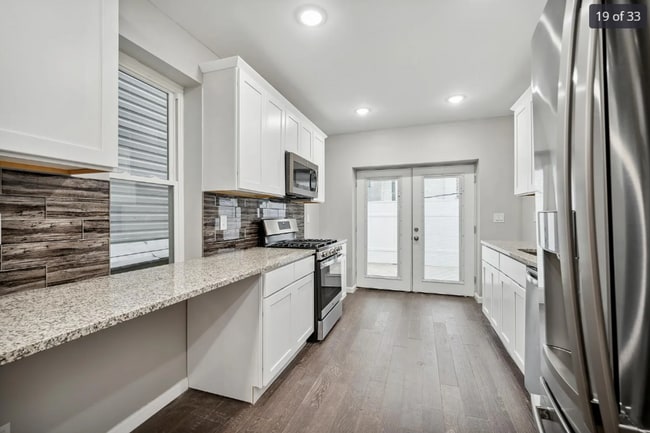Building Photo - Point Breeze New Luxury Home, Amazing! (op...