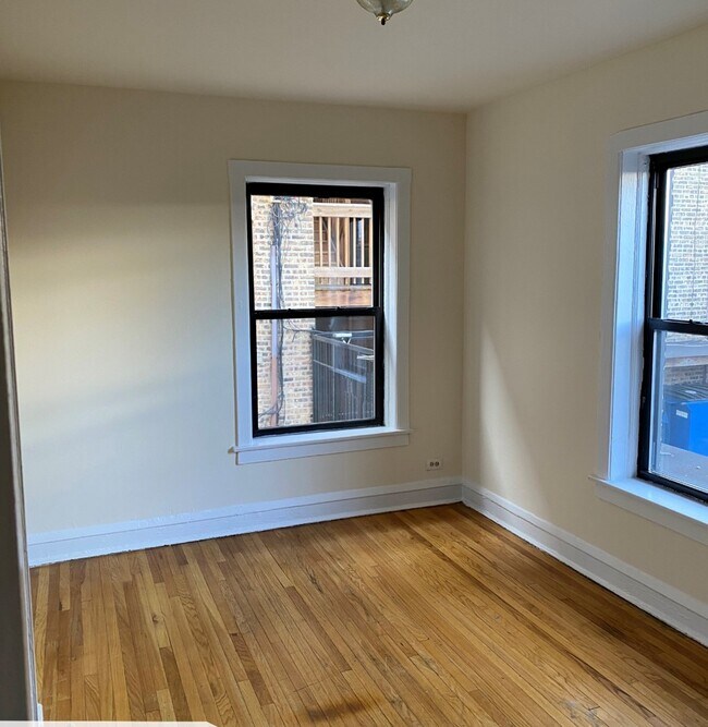 Building Photo - 2706 N Spaulding Ave