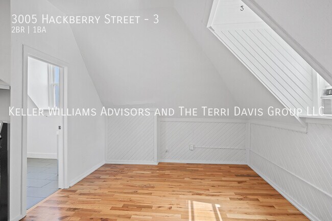 Building Photo - 3005 Hackberry Street - 3