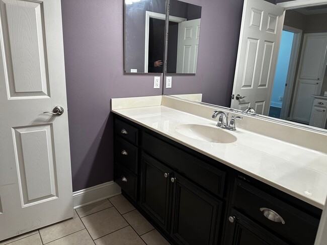 Building Photo - Redlands Townhome For Rent!