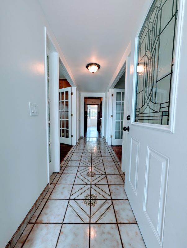 Building Photo - 1308 Claremont Pl