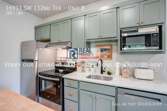 Building Photo - 16933 SW 132nd Terrace
