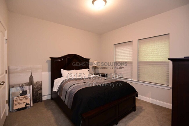 Building Photo - 1028 Fenner Ln