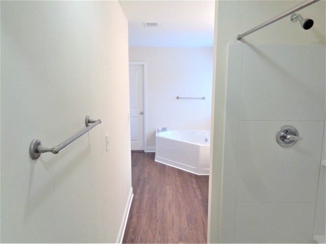 Building Photo - 2494 Beal St