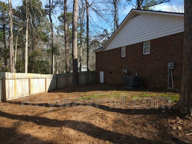 Building Photo - 4756 Red Leaf Way