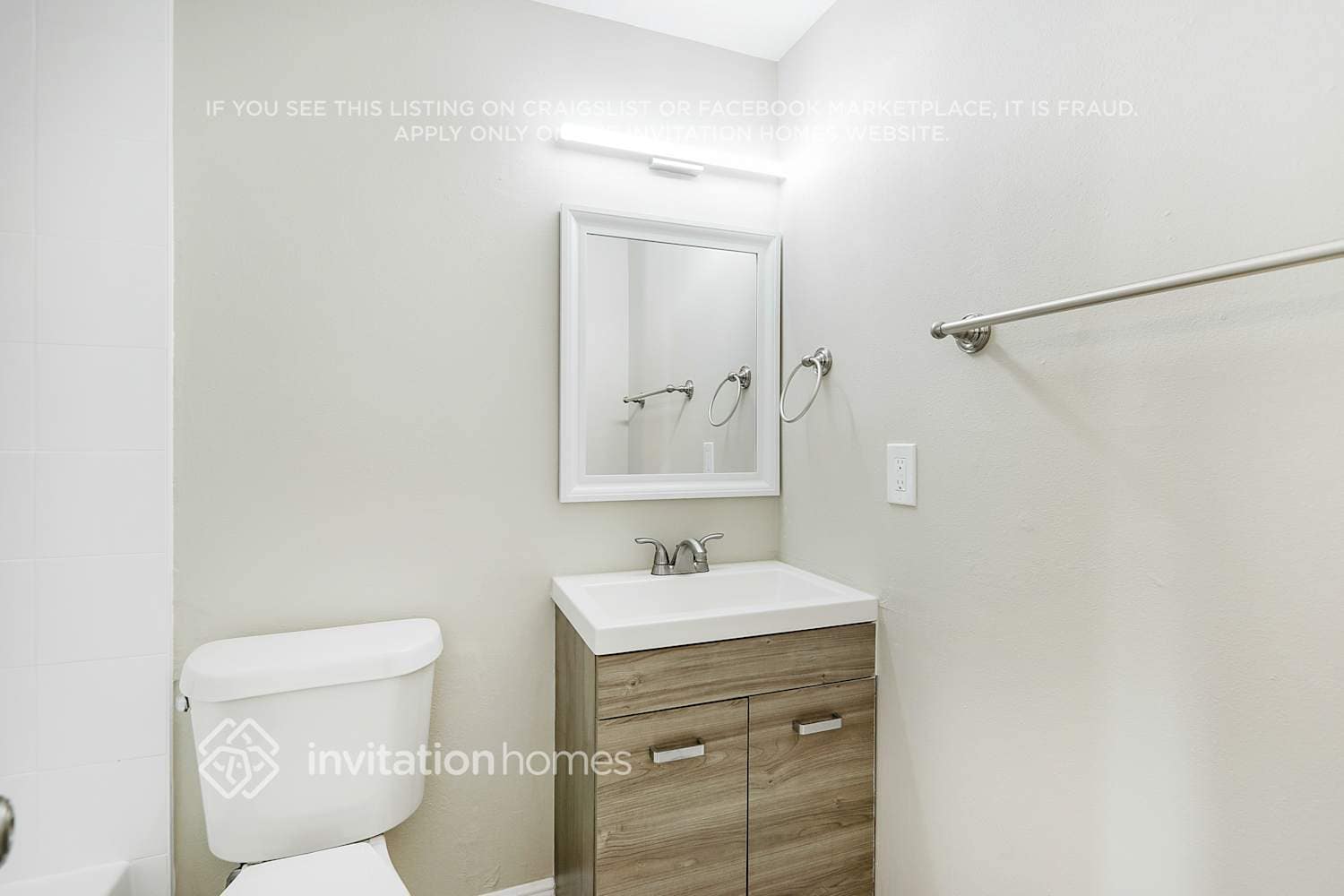Building Photo - 225 Nita Dr