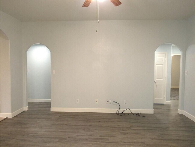 Building Photo - 21722 Prairie Spring Ln