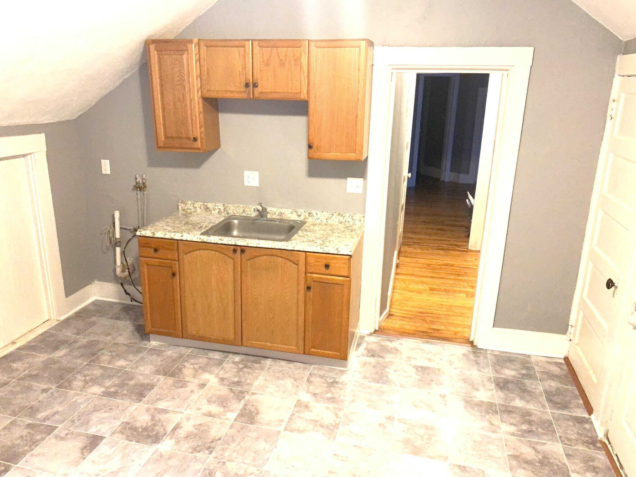 Kitchen - 5 Brookline St