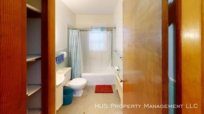 Building Photo - 205 Winter St