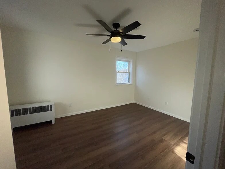 Primary Bedroom 1 - 417 Ella St