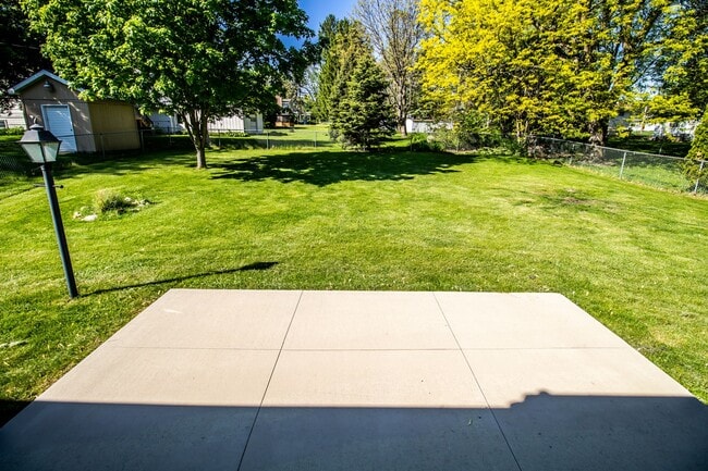 Building Photo - 3 bedroom, 1 bath home in Waterloo