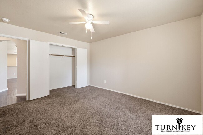 Building Photo - 557 Winbridge Ln
