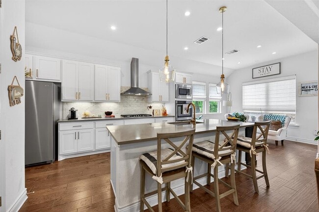 Building Photo - 609 Anfield Cir