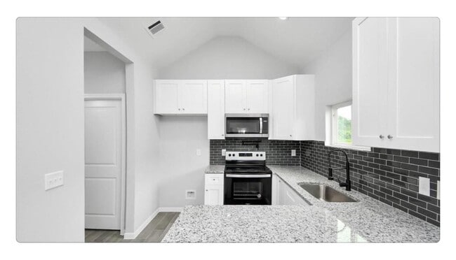 Building Photo - 1833 Rd 5740