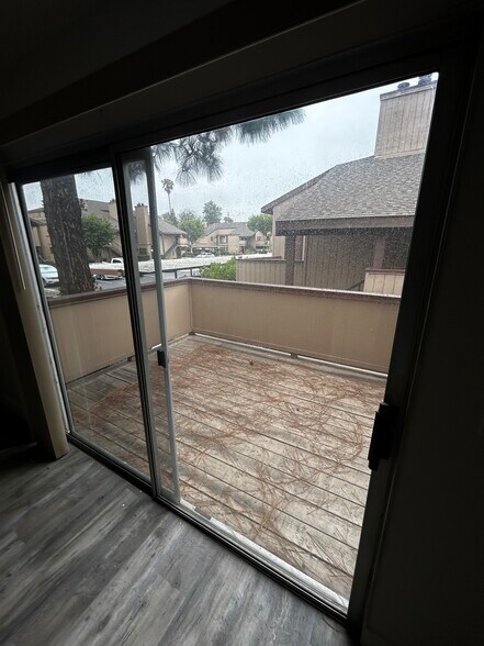 Building Photo - 6516 College Grove Dr