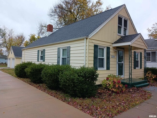 Primary Photo - 1914 W Richwoods Blvd