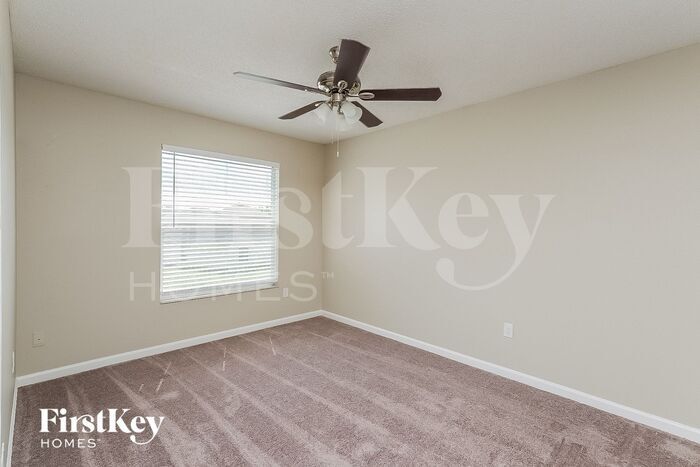 Building Photo - 1204 Franford Dr