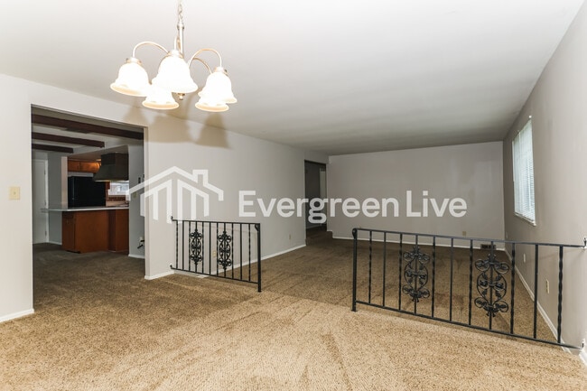 Building Photo - Coming Soon!