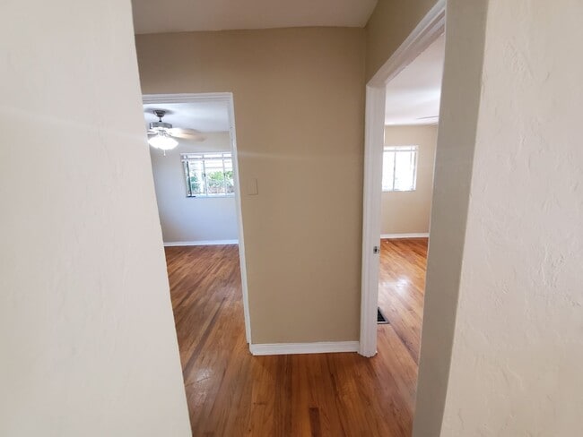 Building Photo - Two Bedroom House with carport