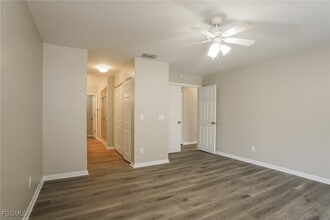 Building Photo - 9131 Buttercup Ct