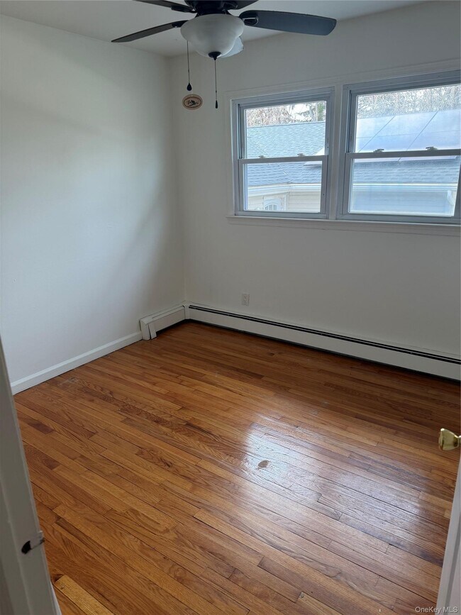 Building Photo - 21 Chateau Dr