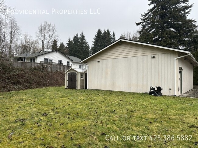 Building Photo - 20620 Larch Way