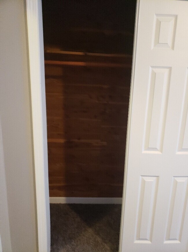 Building Photo - N 3rd Duplex