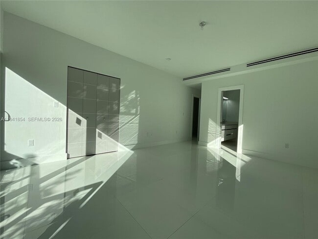 Building Photo - 3376 Perry Frow Dr