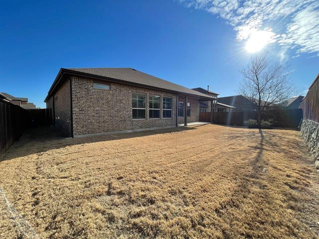 Building Photo - 1400 Daisy Corner Dr