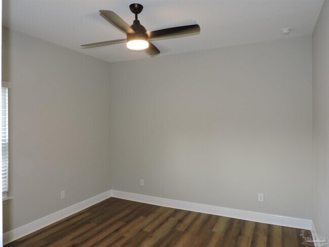 Building Photo - 1451 Madelyn Wds Dr