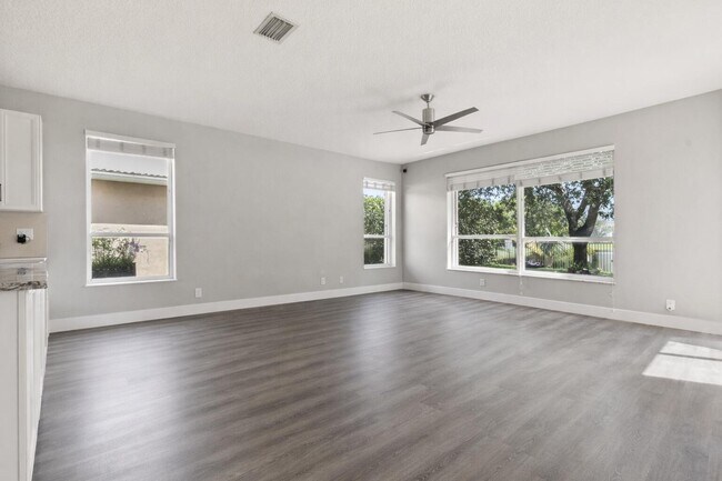 Building Photo - 4166 Wellington Shores Dr