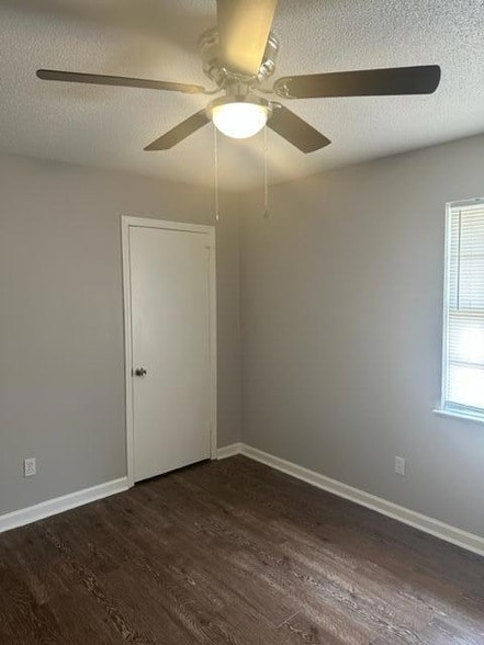 Building Photo - 3444 Adkisson Dr NW