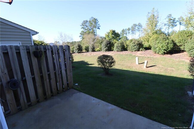 Building Photo - 309 Carthage Ct