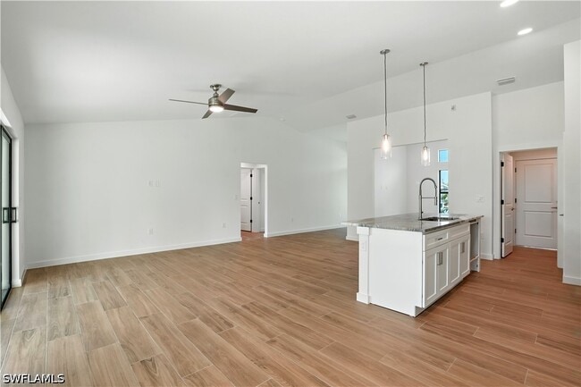 Building Photo - 2808 24th St SW