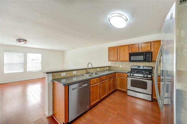 Building Photo - 18434 Ranch View Trail